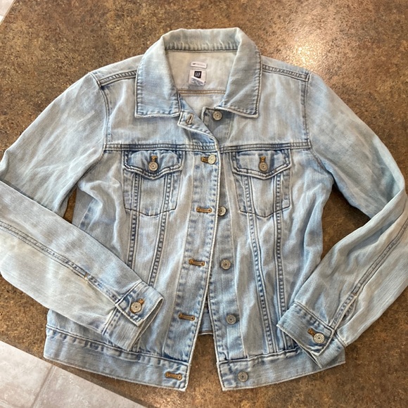 GAP Jackets & Blazers - Gap stretch Jean jacket